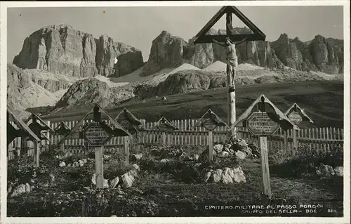 Canazei Suedtirol Cimitero militare al Passo Pordoi Gruppo del Sella Militaer Friedhof Kat. 