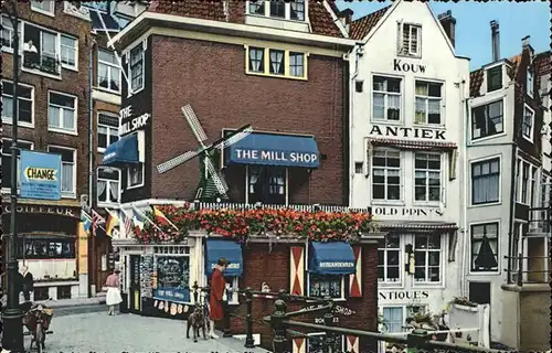 Amsterdam Grimnessesluis met The Mill Shop Kat. Amsterdam