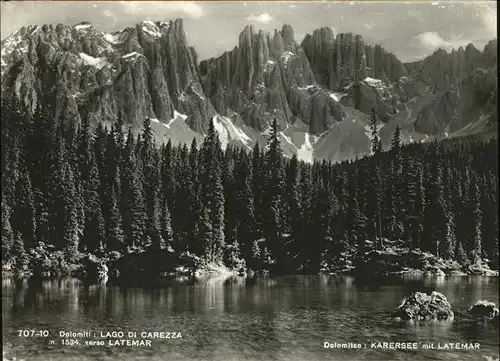 Welschnofen Suedtirol Lago di Carezza verso Latemar Dolomiti Karersee