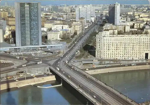 Moskau Blick ueber die Stadt Bruecke / Russische Foederation /