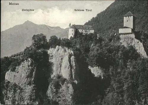 Meran Schloss Tirol Zielspitze / Italien /