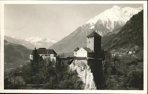 Meran Schloss Tirolo / Italien /