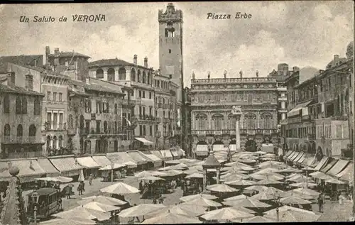 Verona Italia Piazza Erbe /  /