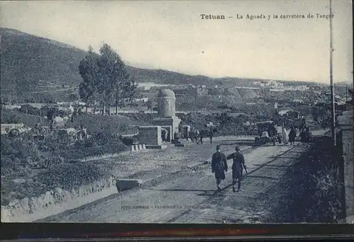 Tetuan La Aguada y la osrretera de Tanger / Marokko /