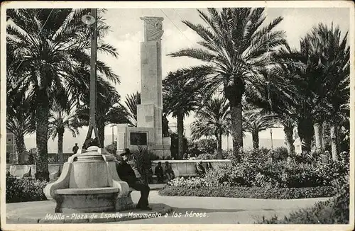 Melilla Plaza de Espana Monumento a los heroes /  /