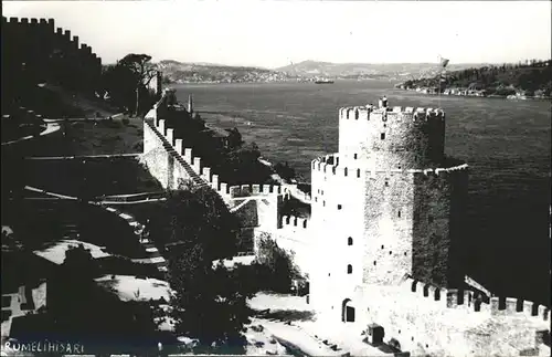 Sanyer Istanbul Rumeli Hisari (Rumel. Festung)
Anadolu Hisari
Bosporus / Tuerkei /