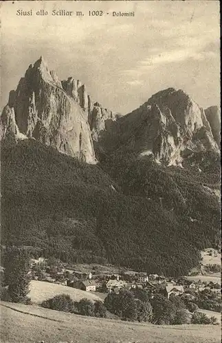 Dolomiti Siusi alla Sciliar / Italien /