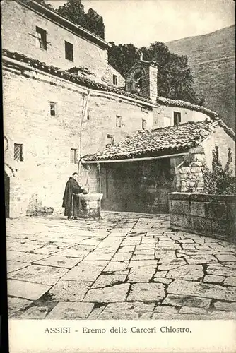 Assisi Umbria Eremo delle Carceri Chiostro / Assisi /