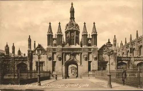 Cambridge Cambridgeshire Kings College Great Gate / Cambridge /Cambridgeshire CC