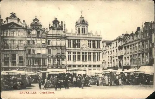 ws92734 Bruxelles Bruessel Grand Place * Kategorie.  Alte Ansichtskarten