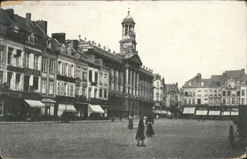 Cambrai Grande Place x