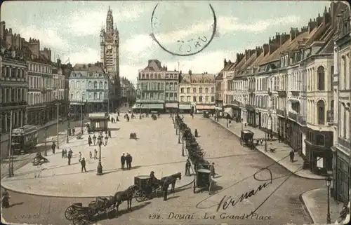 Douai Grand Place Strassenbahn Pferd Kutsche x
