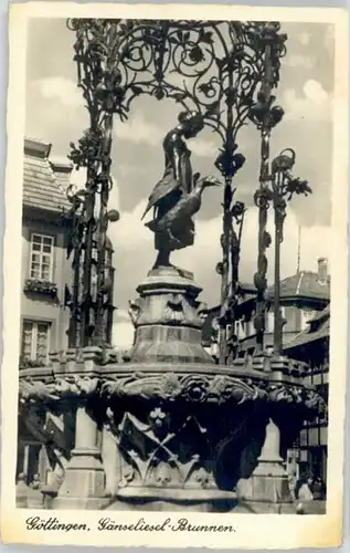 Goettingen Niedersachsen Goettingen Gaenseliesel Brunnen * / Goettingen /Goettingen LKR