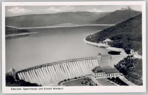 Edersee Edersee Sperrmauer Schloss Waldeck * / Edertal /Waldeck-Frankenberg LKR