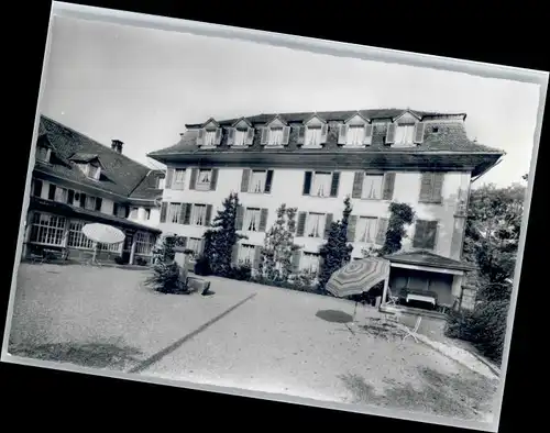 Niederhuenigen Niederhuenigen Schloss Hueningen * / Niederhuenigen /Bz. Konolfingen