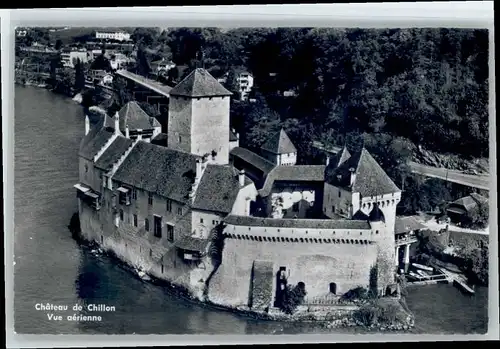 Chateau Chillon Chateau Chillon Fliegeraufnahme * / Montreux /Bz. Vevey