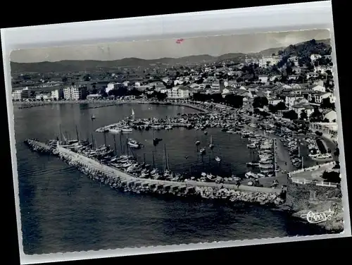 Le Lavandou Le Lavandou  x / Le Lavandou /Arrond. de Toulon