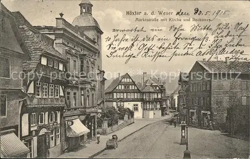 Hoexter Weser Marktstrasse mit Kirche und Dechaney / Hoexter /Hoexter LKR