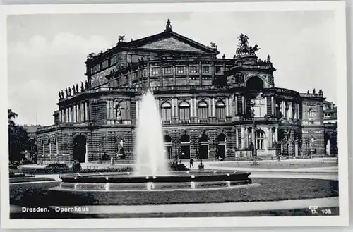 Dresden Dresden Opernhaus * / Dresden Elbe /Dresden Stadtkreis