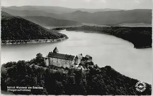 Schloss Waldeck Schloss Waldeck Fliegeraufnahme Edersee * / Waldeck /Waldeck-Frankenberg LKR