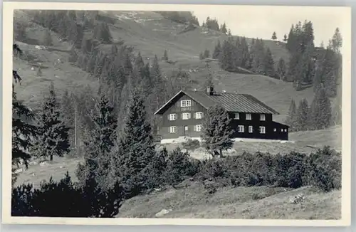 Lindenberg Allgaeu Lindenberg Allgaeu [Verlag W. Roessler] Hubertushaus Erholungsheim  * / Lindenberg i.Allgaeu /Lindau LKR