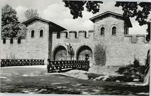 Saalburg Taunus Saalburg Taunus Bahnhof  * / Wehrheim /Hochtaunuskreis LKR