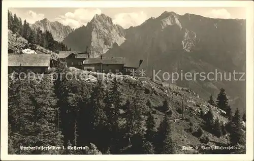 Vorderkaiserfeldenhuette im Kaisertal Kat. Wildermieming