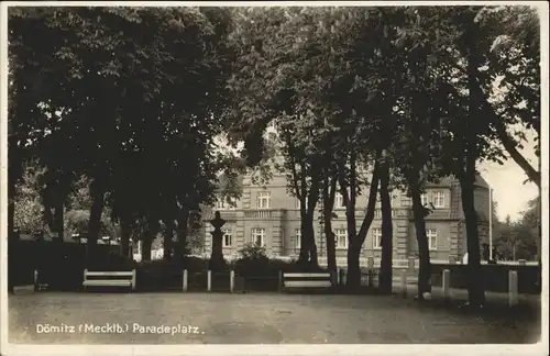 Doemitz Doemitz Paradeplatz x / Doemitz /Ludwigslust LKR