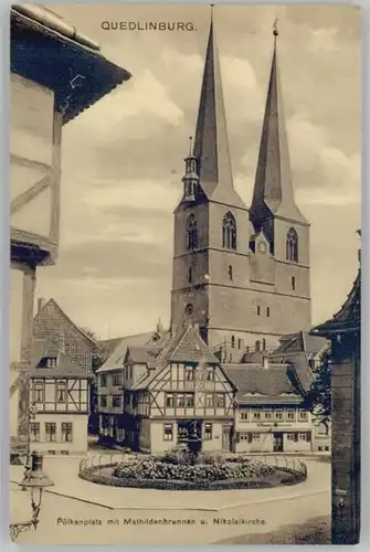 Quedlinburg Poelkenplatz Matildenbrunnen Nikolaikirche *