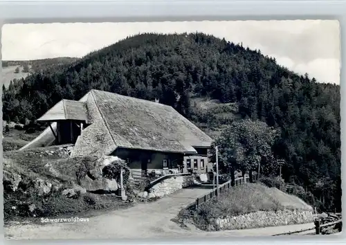 Hinterzarten Hinterzarten Schwarzwaldhaus x / Hinterzarten /Breisgau-Hochschwarzwald LKR