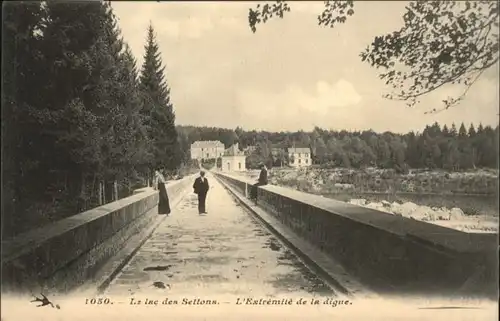 Lac des Settons Extremite Digue * / Miniac-Morvan /Arrond. de Saint-Malo