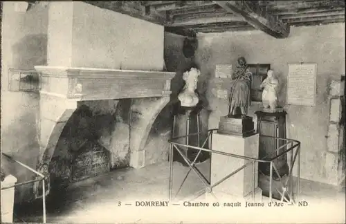 Domremy-la-Pucelle Vosges Chambre ou naquit Jeanne d'Arc * / Domremy-la-Pucelle /Arrond. de Neufchateau