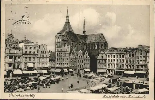 Rostock Mecklenburg-Vorpommern Marktplatz Marienkirche / Rostock /Rostock Stadtkreis