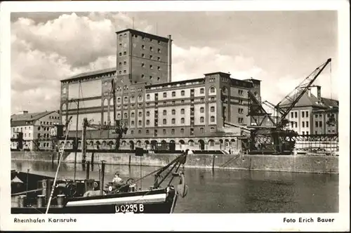 Karlsruhe Baden Rheinhafen Schiff / Karlsruhe /Karlsruhe LKR