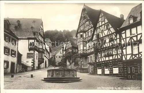 Miltenberg Main Historischer Markplatz Brunnen Fachwerkhaus Kat. Miltenberg