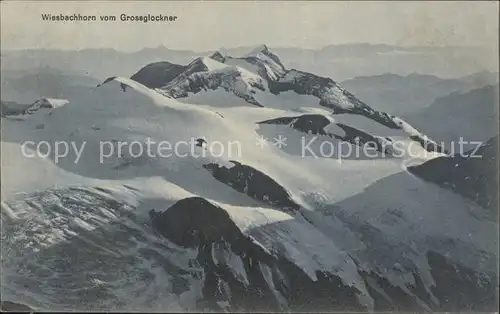 Heiligenblut Kaernten Wiesbachhorn Blick vom Gossglockner Hohe Tauern Alpenpanorama Kat. Heiligenblut