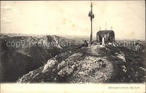 Bayrischzell Gipfelkreuz Wendelstein Spitze mit Kircherl Alpenpanorama Kat. Bayrischzell