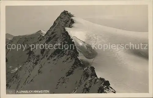 Heiligenblut Kaernten Sonnblick Zittelhaus Berghuette Gebirgspanorama Hohe Tauern Kat. Heiligenblut