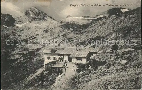 Zugspitze Knorrhuette gegen Plattkoepfe und Ferner Wettersteingebirge Kat. Garmisch Partenkirchen