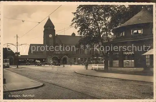 Giessen Lahn Bahnhof Autos / Giessen /Giessen LKR