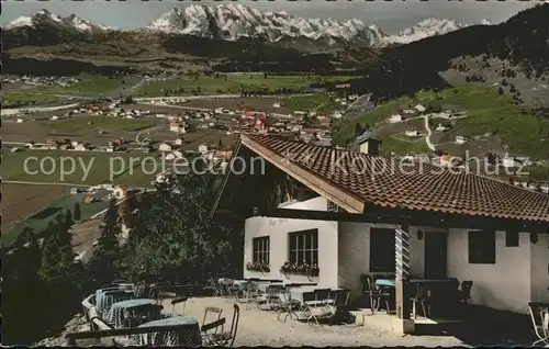 Wallgau mit Maxhuette Wetterstein und Zugspitze Kat. Wallgau