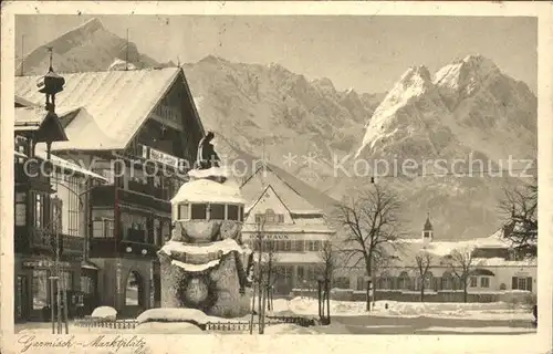 Garmisch Partenkirchen Marktplatz im Schnee Kat. Garmisch Partenkirchen