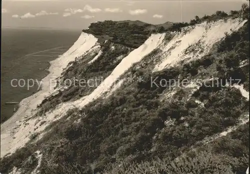 Insel Hiddensee Steilkueste am Swanti und Dornbusch Kat. Insel Hiddensee