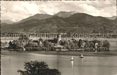 Fraueninsel Chiemsee Kloster Frauenwoerth mit Hochfelln Chiemgauer Alpen Kat. Chiemsee