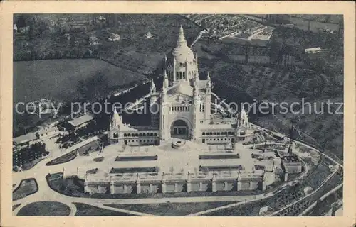 Lisieux Cathedrale vue aerienne Kat. Lisieux