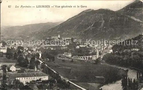 Lourdes Hautes Pyrenees Vue generale et le Gave Kat. Lourdes
