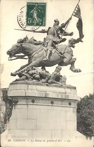 Chinon Indre et Loire Statue de Jeanne d Arc Monument Stempel auf AK Kat. Chinon