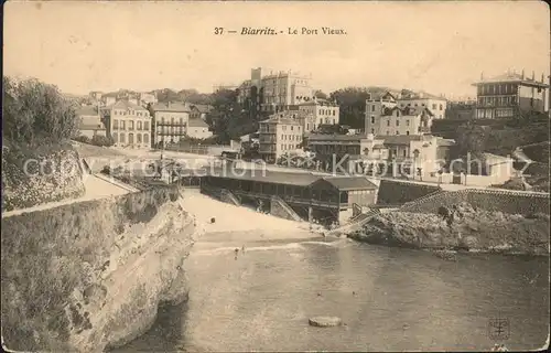 Biarritz Pyrenees Atlantiques Le vieux Port Kat. Biarritz