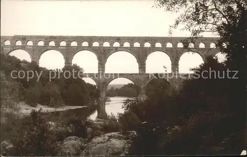 Vers Pont du Gard Le Pont du Gard Viaduc Kat. Vers Pont du Gard