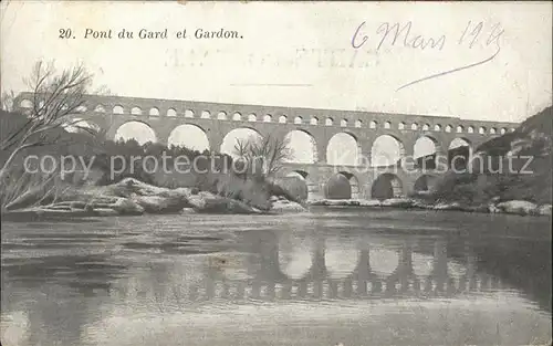 Vers Pont du Gard Pont du Gard et Gardon Viaduc Kat. Vers Pont du Gard